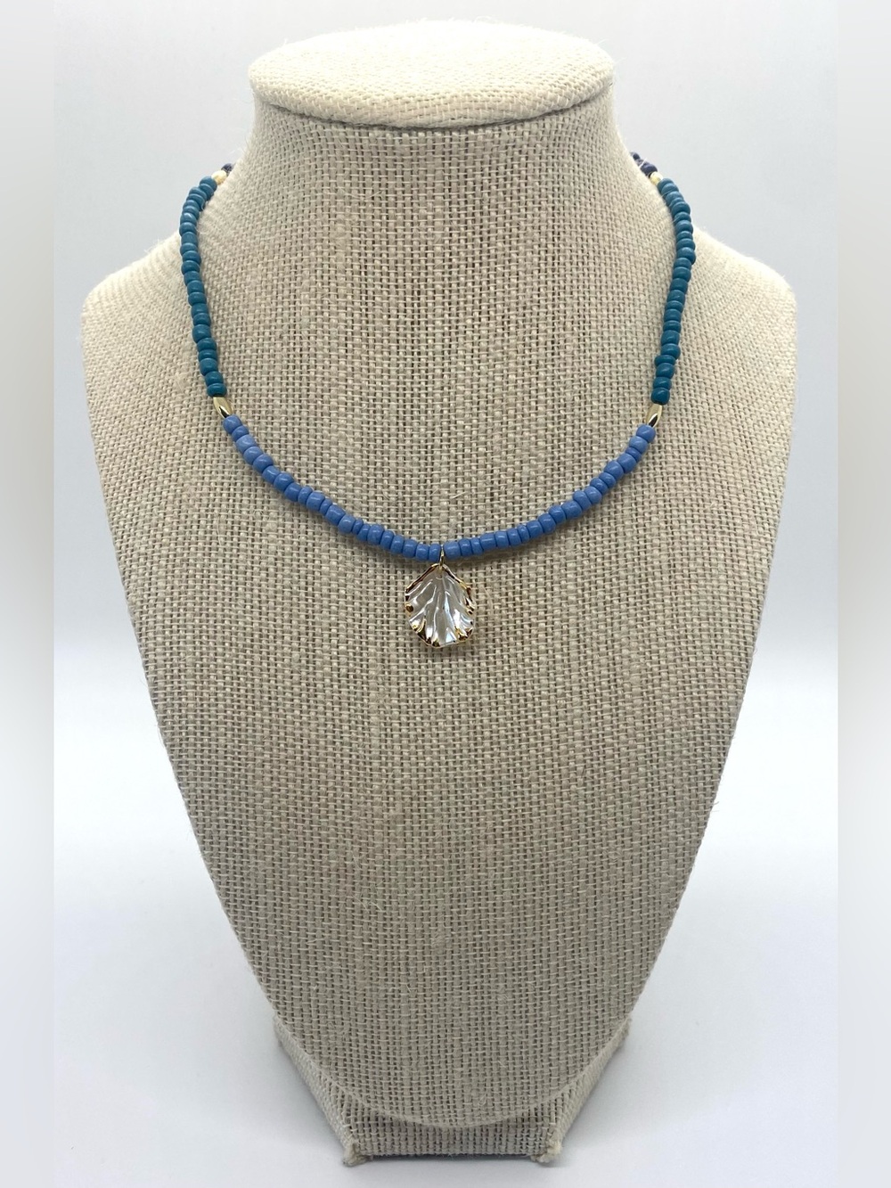 Blue Ombré Gold Choker Beaded Necklace with White Gold Shell Charm Boho Festival - Picture 2 of 11